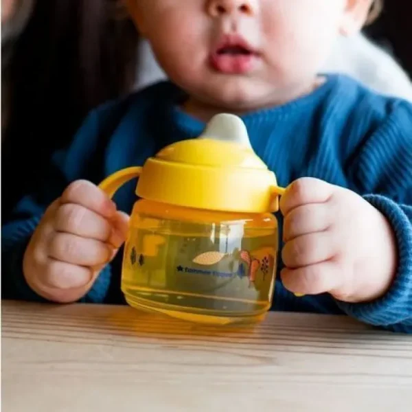 TOMMEE-TIPPEE-WEANING-SIPPEE-CUP-YELLOW